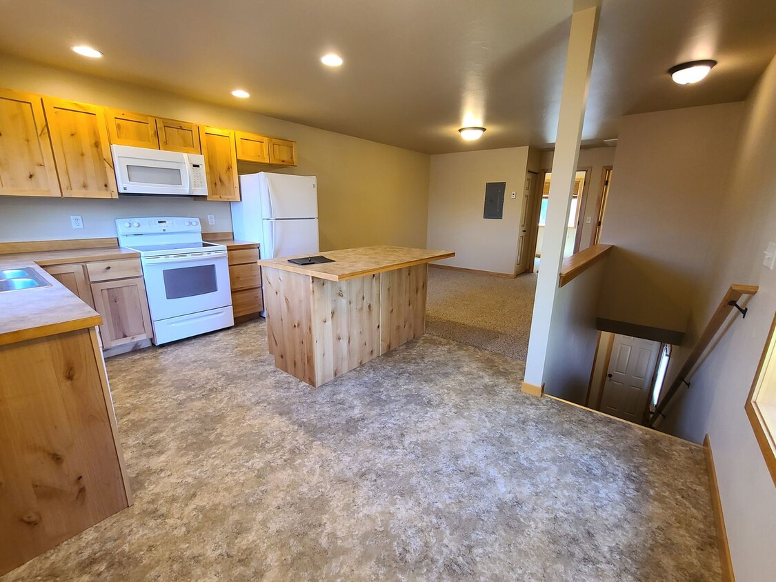 3056 York St Unit A, Bozeman, MT 59718 - Room for Rent in Bozeman, MT ...