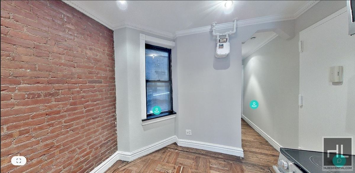 Primary Photo - East 23rd Street