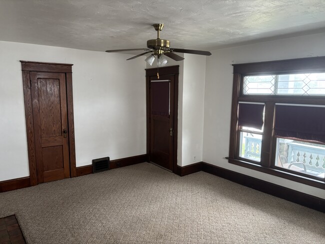Living room - 1225 W 8th St