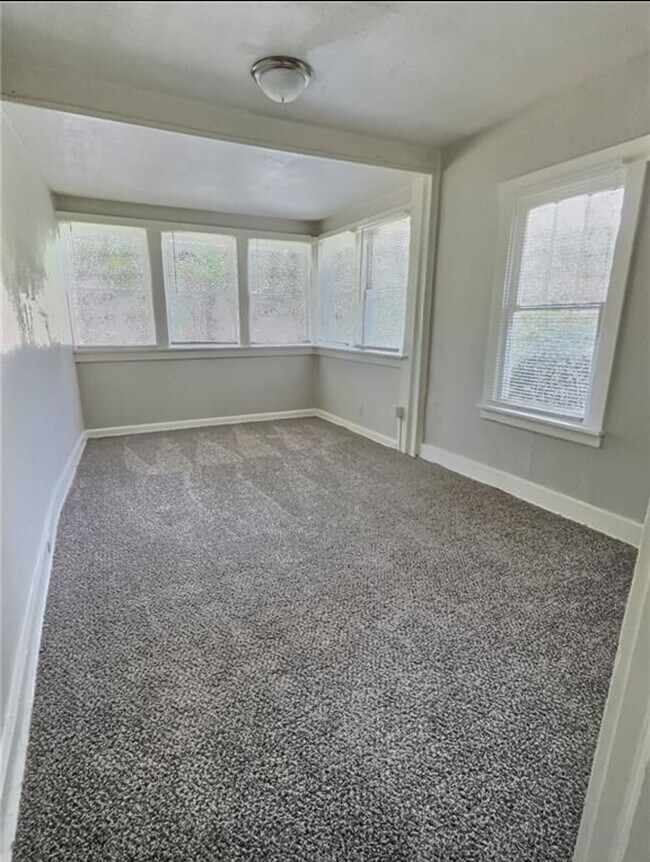 Foto del edificio - 8409 Park Ave