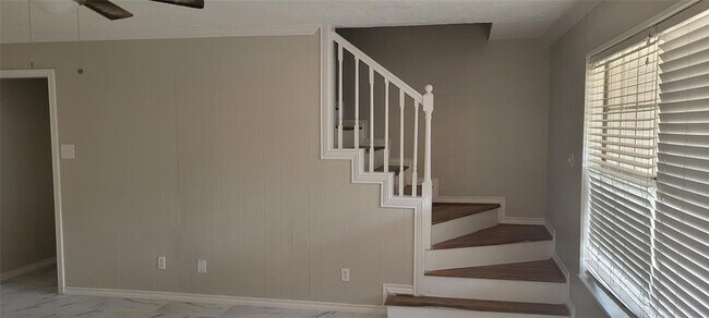 Foto del edificio - 22447 Wetherburn Ln