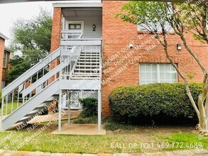 Building Photo - 2101 St Michaels Dr