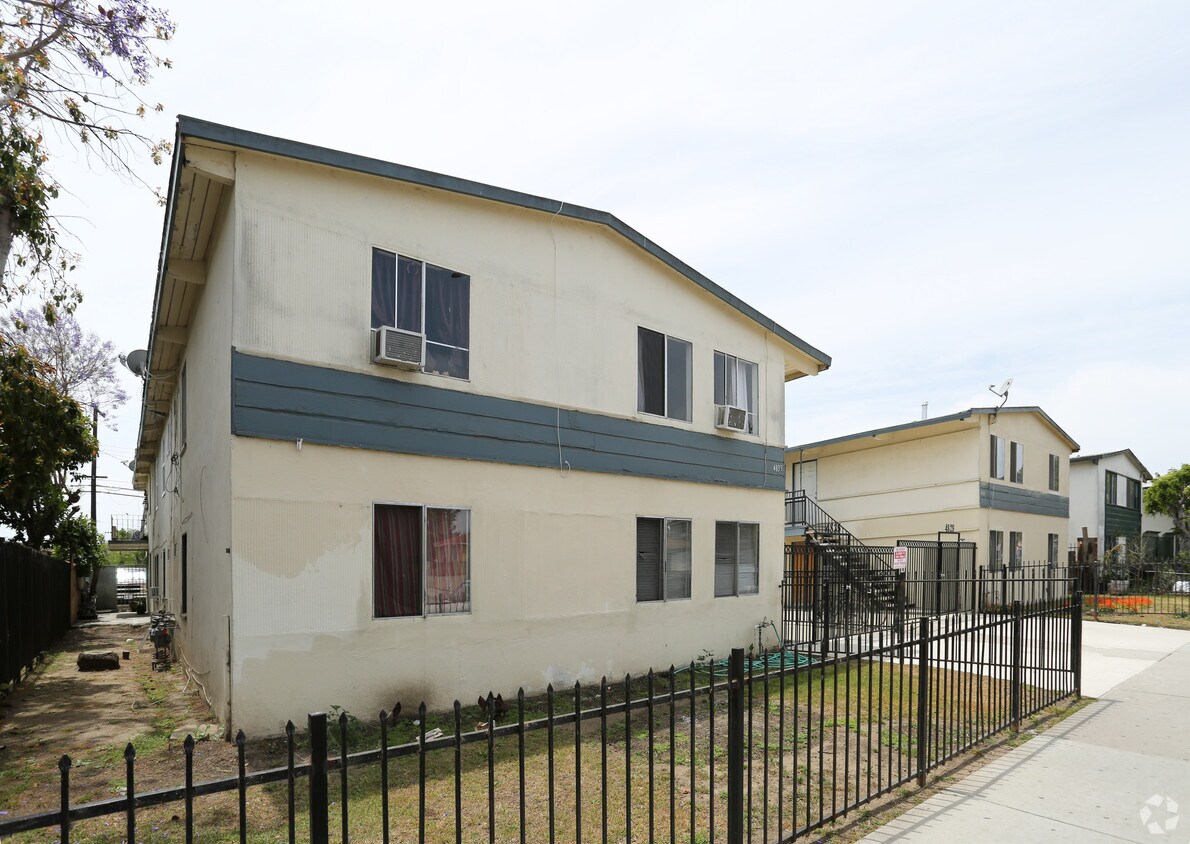 Foto del edificio - 4829-4835 S Slauson Ave