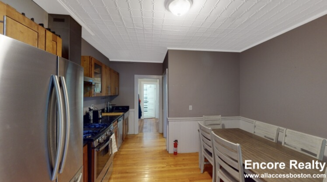 Building Photo - 171 Rindge Ave
