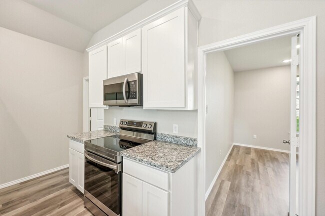 Foto del edificio - 16724 E Forrestal St