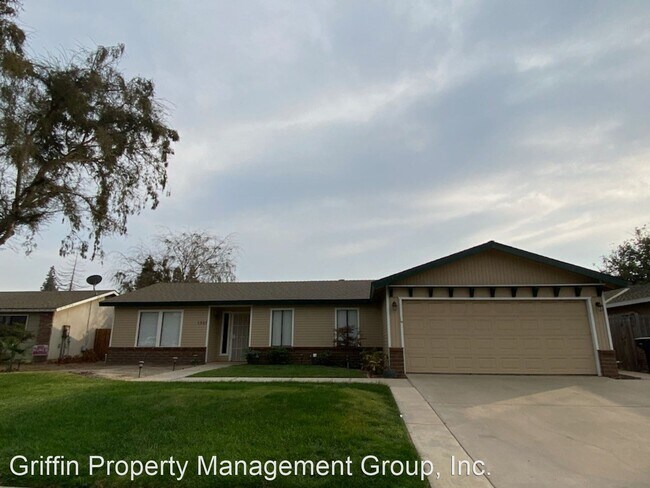 Foto del edificio - 3 br, 2 bath House - 1567 E. Hillcrest Ave