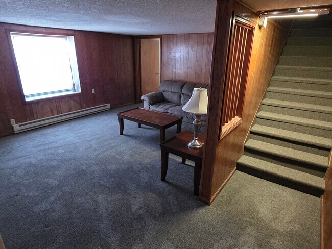 Foto del edificio - 105 S Elson St