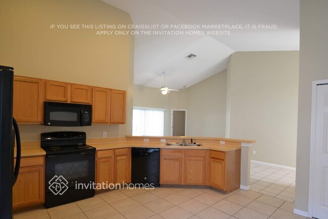 Foto del edificio - 1124 Cedarwood Way