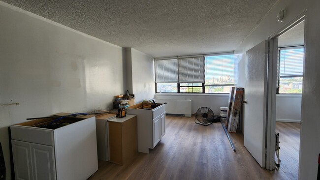 Building Photo - 280 Marin Blvd