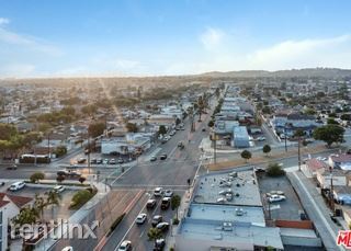 Foto del edificio - 2 br, 2 bath House - 5833 E Beverly Blvd