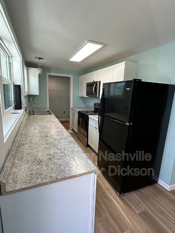 Foto del edificio - 9231 Bates Trail