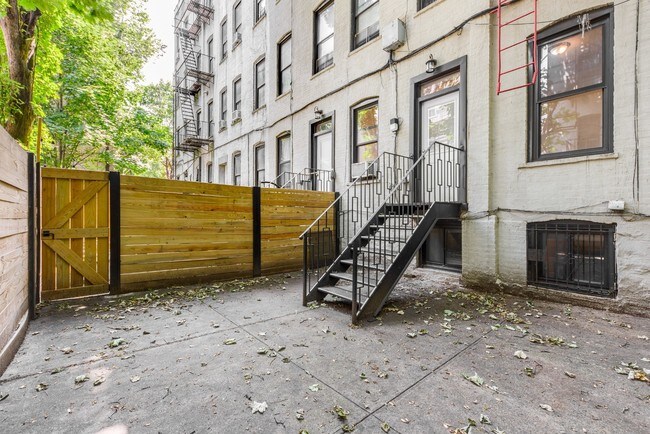 Building Photo - 1045 Sterling Place