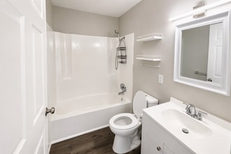 Interior Photo - Lux Off Riverwalk
