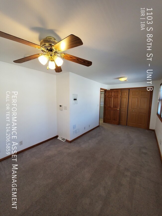 Foto del edificio - 1103 S 86th St