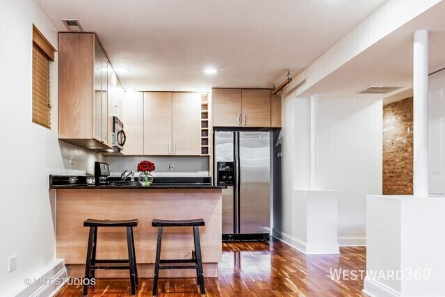 Building Photo - 4946 N Spaulding-G