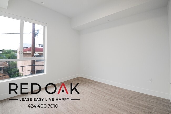 Foto del edificio - 1331 W 7th St