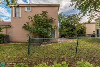 Building Photo - 20778 NW 1st Ct