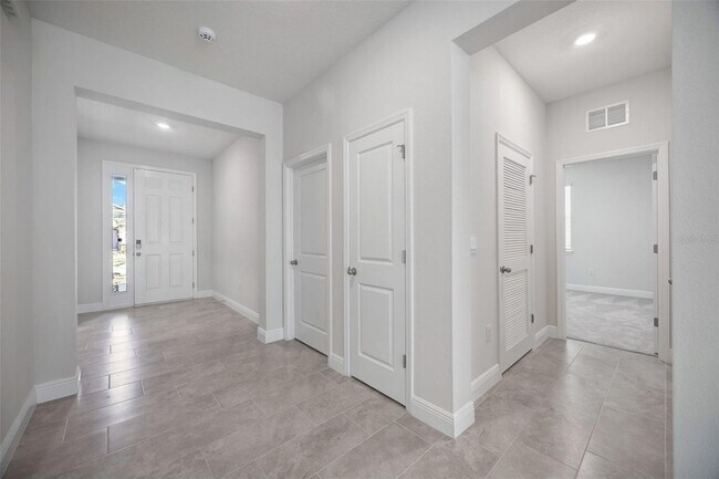 Building Photo - 2518 Chapel Oak Bnd