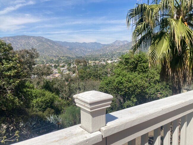 Foto del edificio - 8462 McGroarty St