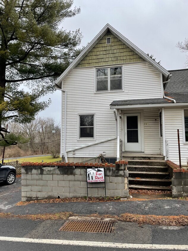 Primary Photo - 831 Elmwood St