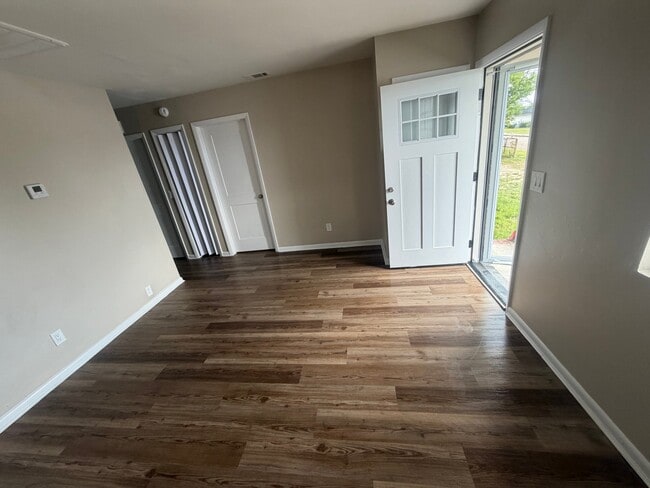 Foto del edificio - 2587 1/2 Kelly St