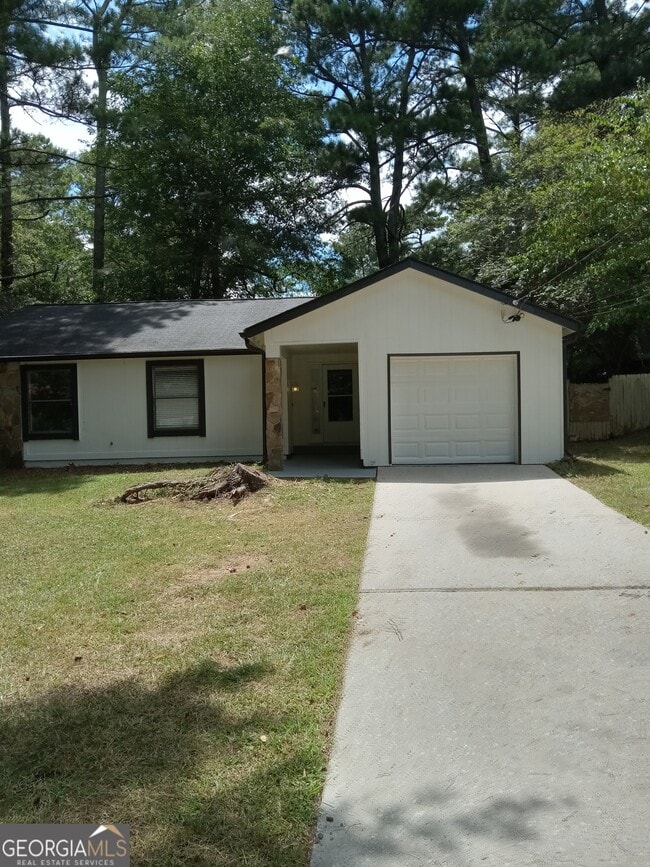 Building Photo - 9069 Sterling Ridge Ln