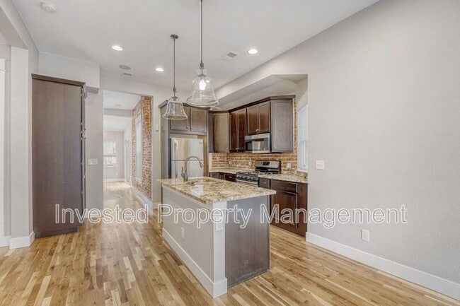 Foto del edificio - 1315 E 37th Ave