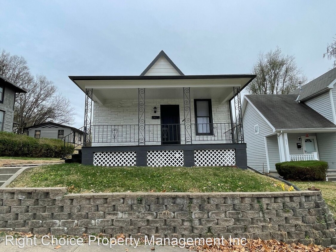 4 br, 2 bath House 808 Pendleton St House Rental in Saint Joseph