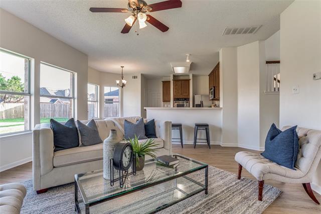 Foto principal - 1363 Calvert Dr