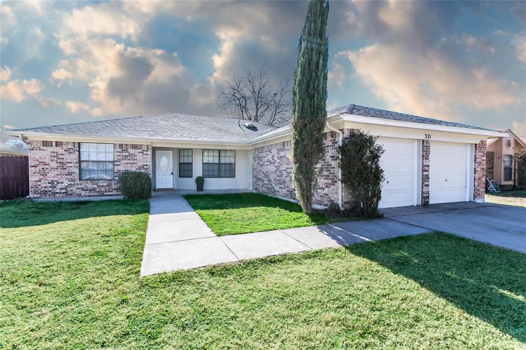 Foto principal - 321 Chambers Creek Dr S