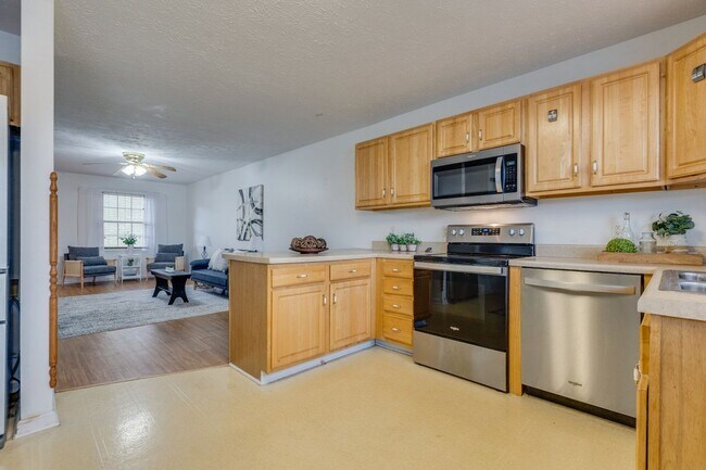 Foto del edificio - 659 Beaverview Dr