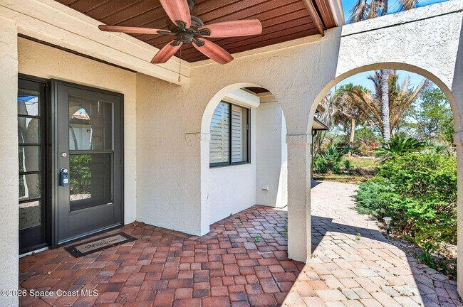 Foto del edificio - 810 Parkside Pl