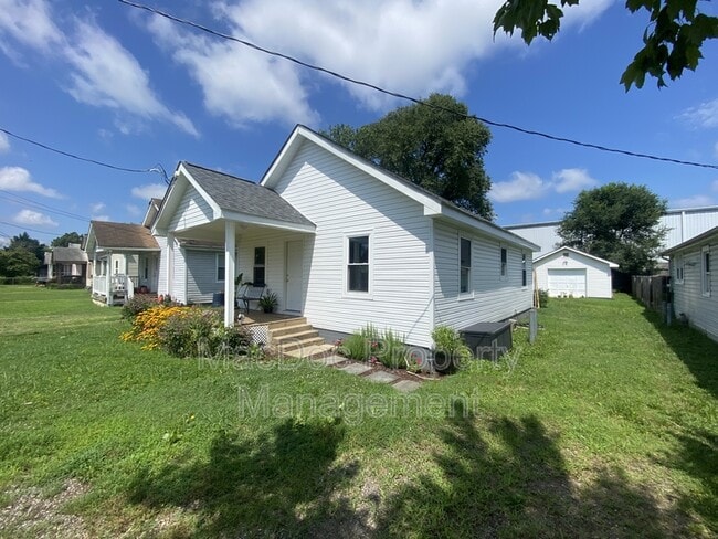 Foto del edificio - 160 Bend Farm Rd