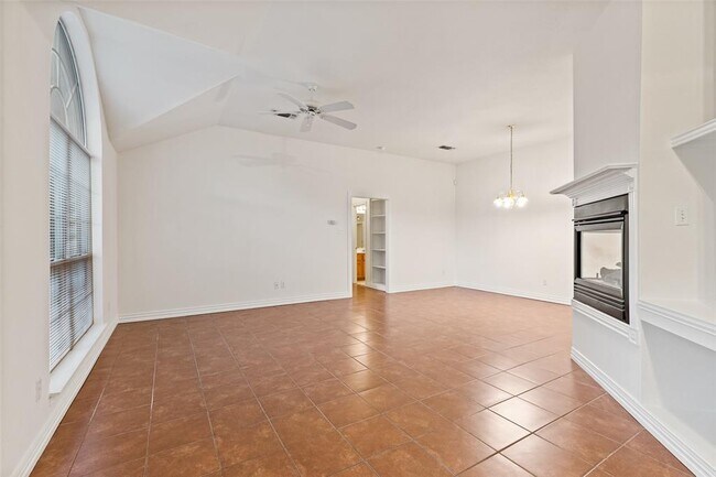 Building Photo - 235 S Briery Rd
