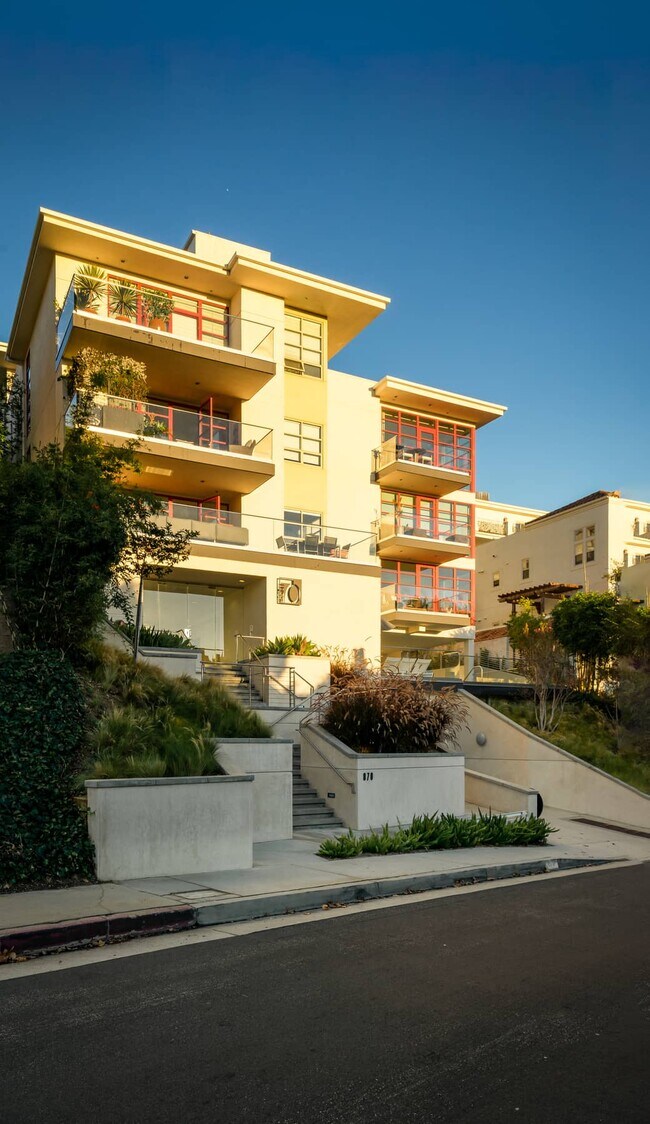 Foto del edificio - 870 Haverford Ave