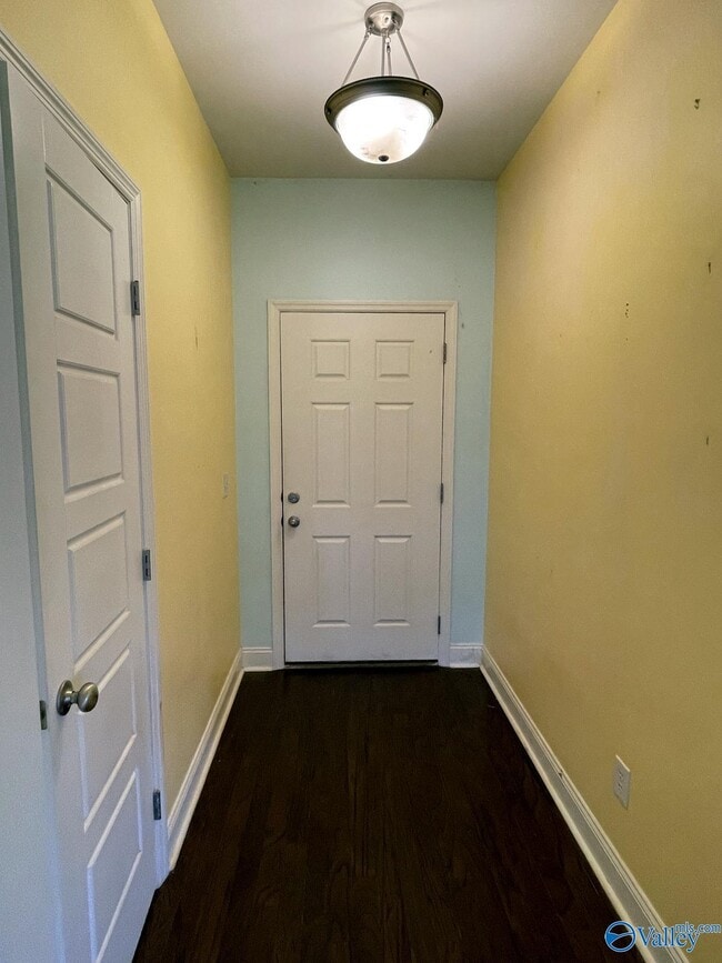 Building Photo - 106 Summerset Ln