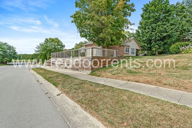 Foto del edificio - Beautiful 3-Bedroom, 2-Bath Home in Indian...