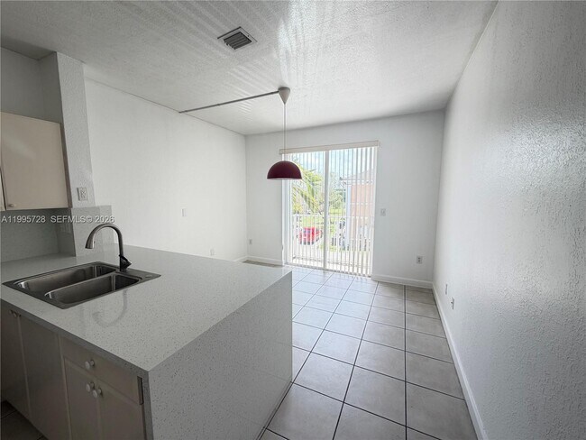 Building Photo - 7080 NW 177th St