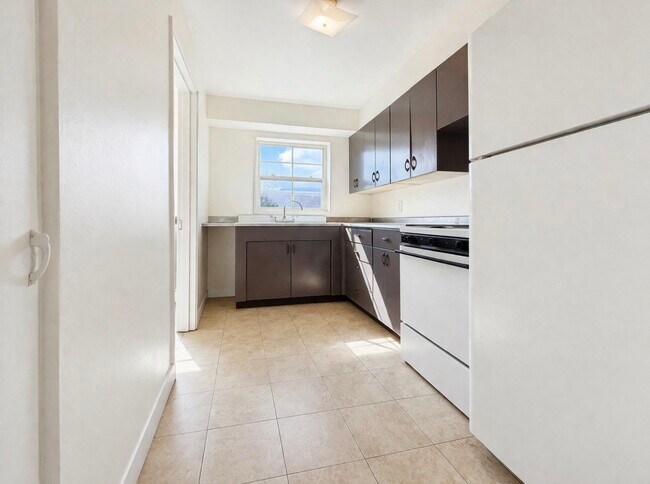 Foto del edificio - 7 Tompkins St