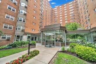 Building Photo - 4970 N Marine Dr