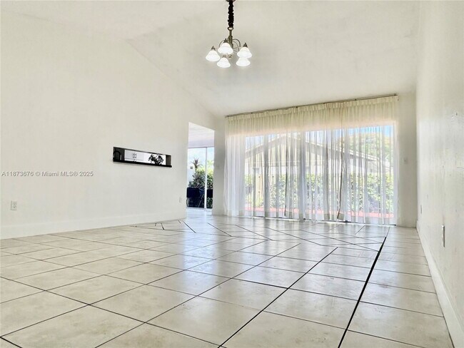 Foto del edificio - 12024 SW 110th St Cir E