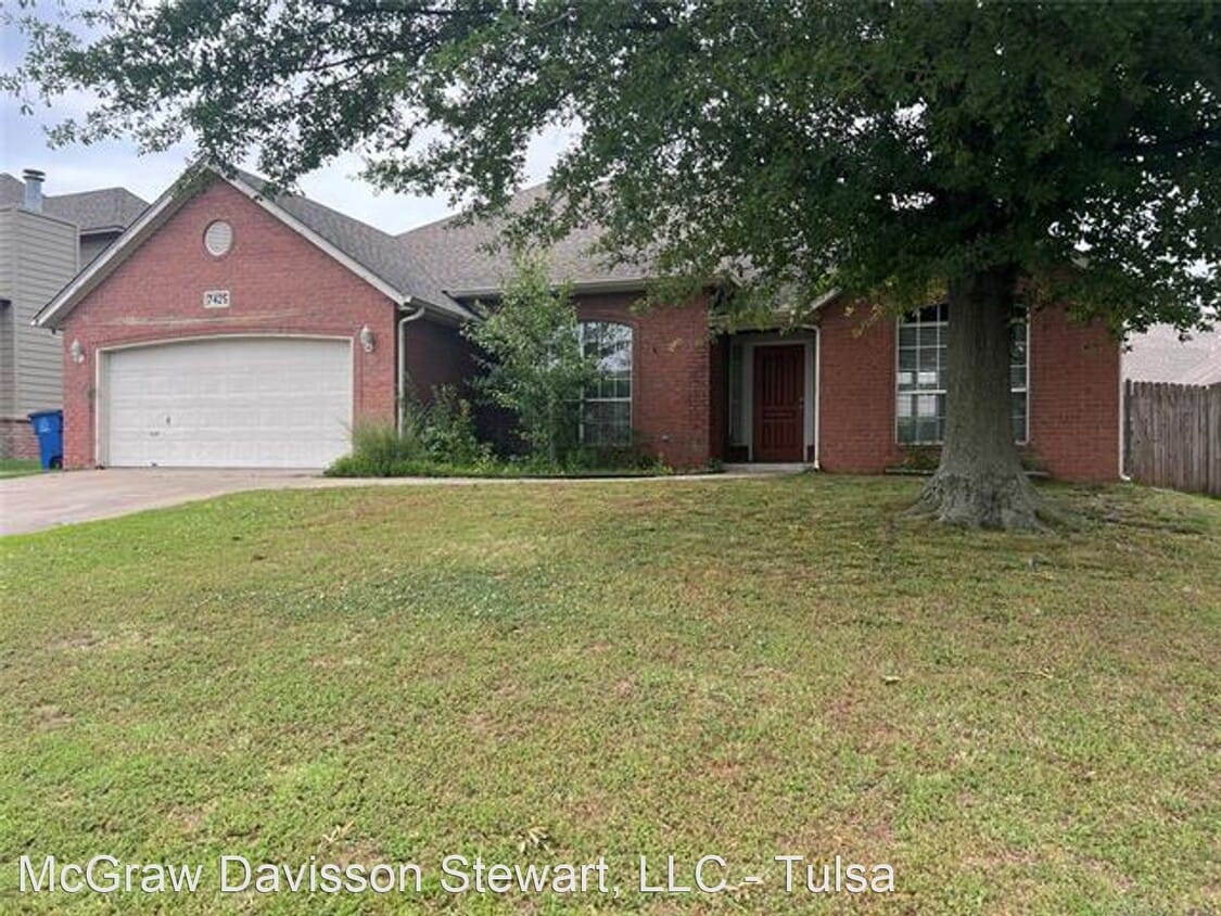Primary Photo - 3 br, 2 bath House - 7425 S 107th E Ave