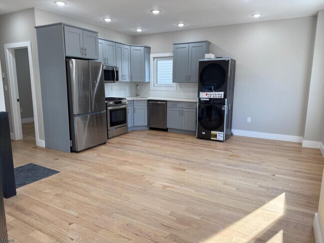 Foto del edificio - 492 S 20th St