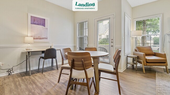 Foto del edificio - 1000 Crowne Oaks Cir