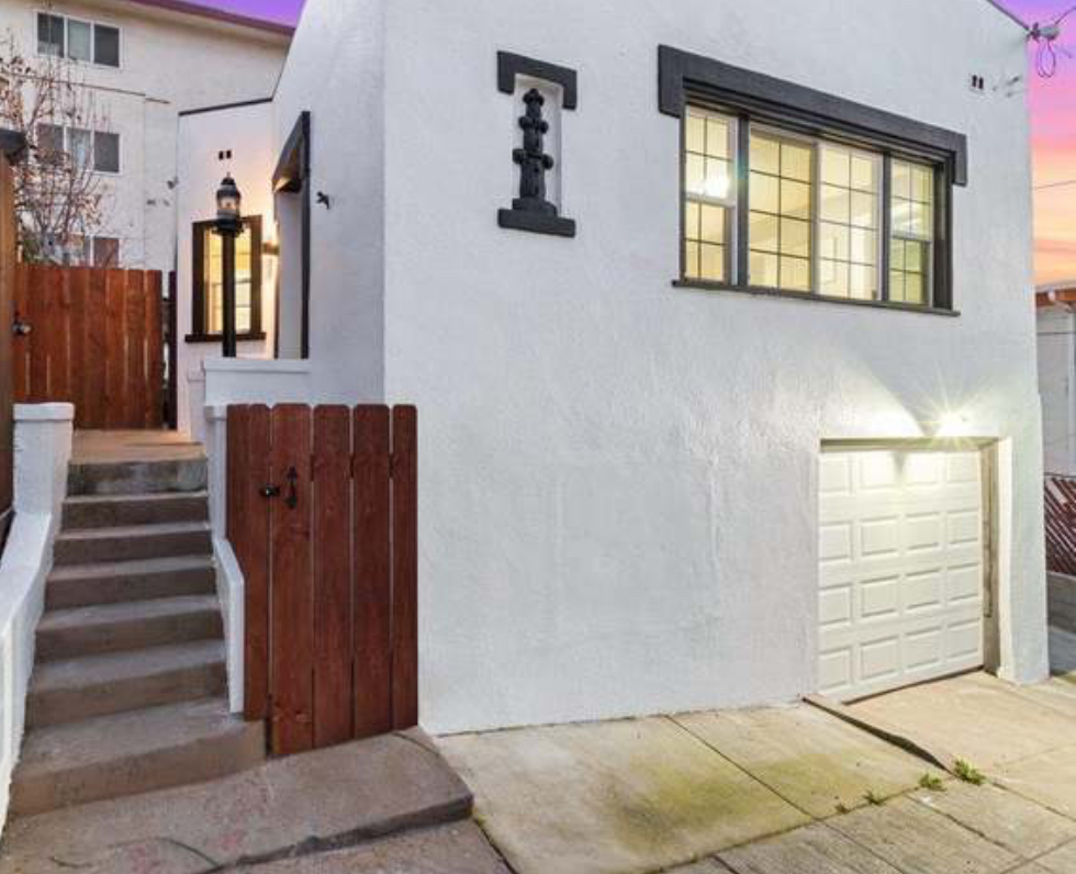 Foto principal - 1409 E 24th St