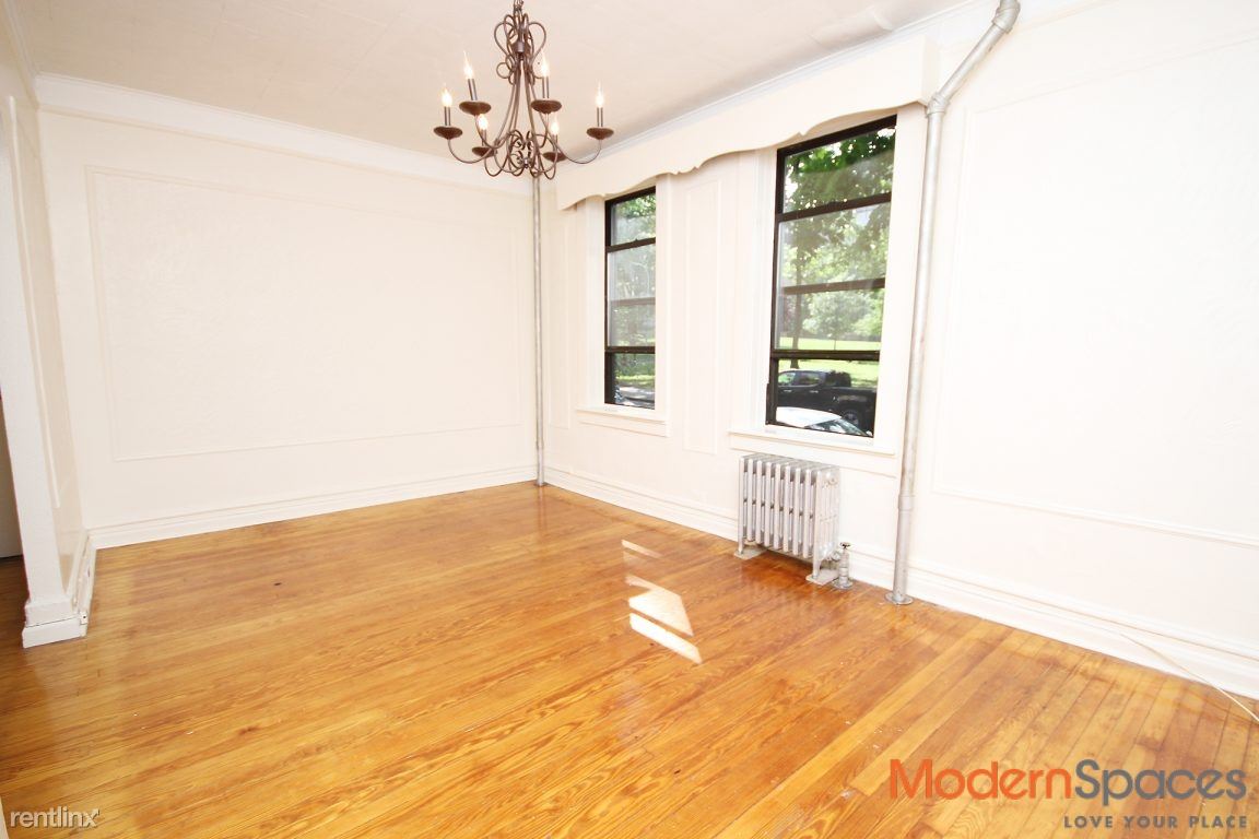 Primary Photo - 2217 19th St