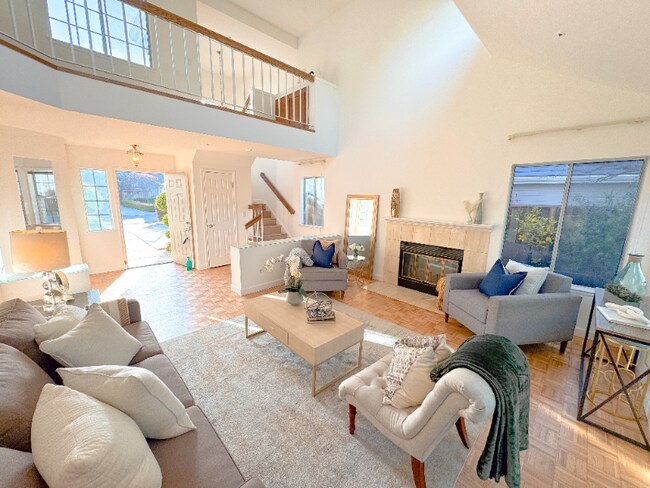 Foto del edificio - 115 Thatcher Ln