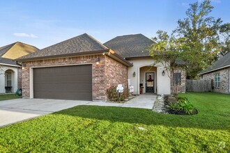 Building Photo - 8511 Arabella Ave