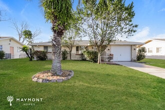 Building Photo - 7914 Bracken Dr