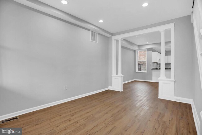 Building Photo - 2703 Ashland Ave